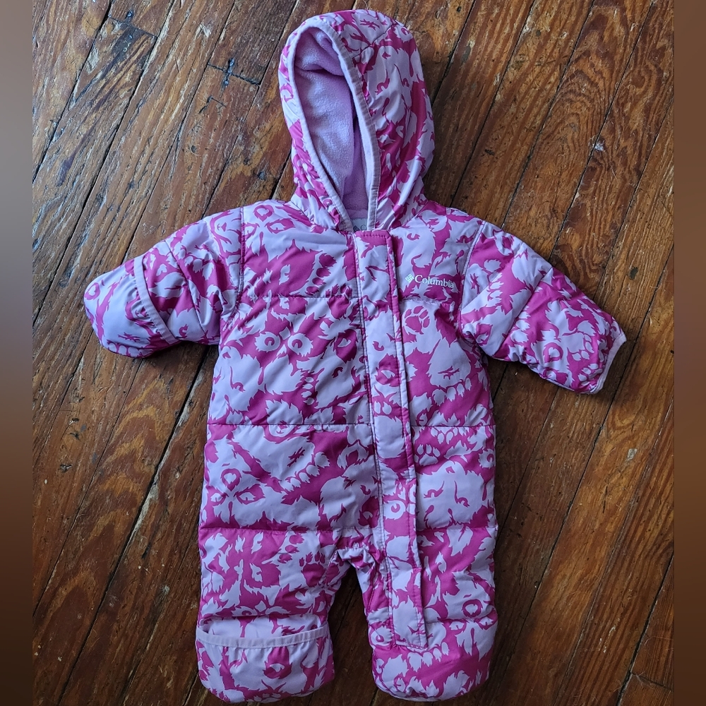 EUC Columbia Girls 0-3 Month Bunting Animal Faces Bigfoot